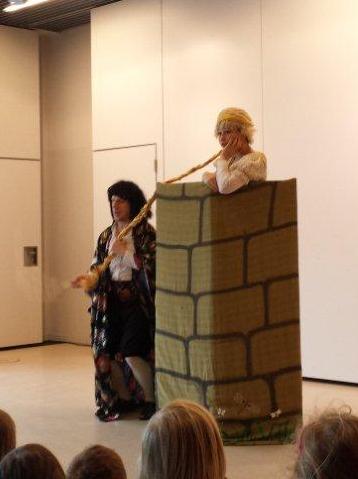 tl_files/dualingo_neu/News 2013 2014/20140204_RapunzelPrince3.jpg